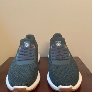 Peter Millar Hyperlight Apollo Sneakers Balsam Green mens Size 9.5